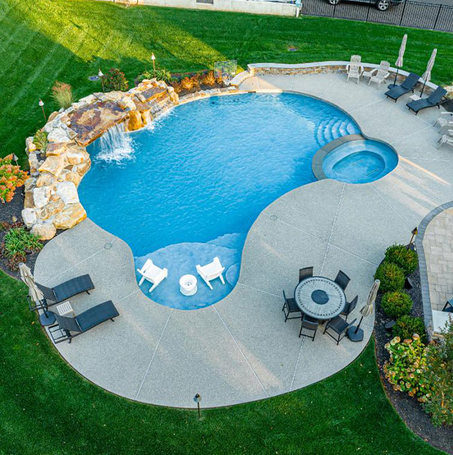 Timeless pool design for the perfect outdoor escape